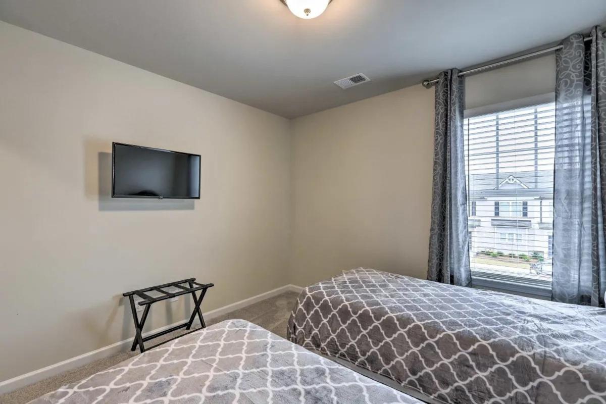 Modern 3Br Townhome 10 Mins To Downtown Atl Атланта Екстериор снимка